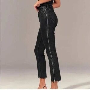 Abercrombie‎ & Fitch Mom Jeans 14R 32 Ultra High Rise Zipper Raw Edge Black NEW